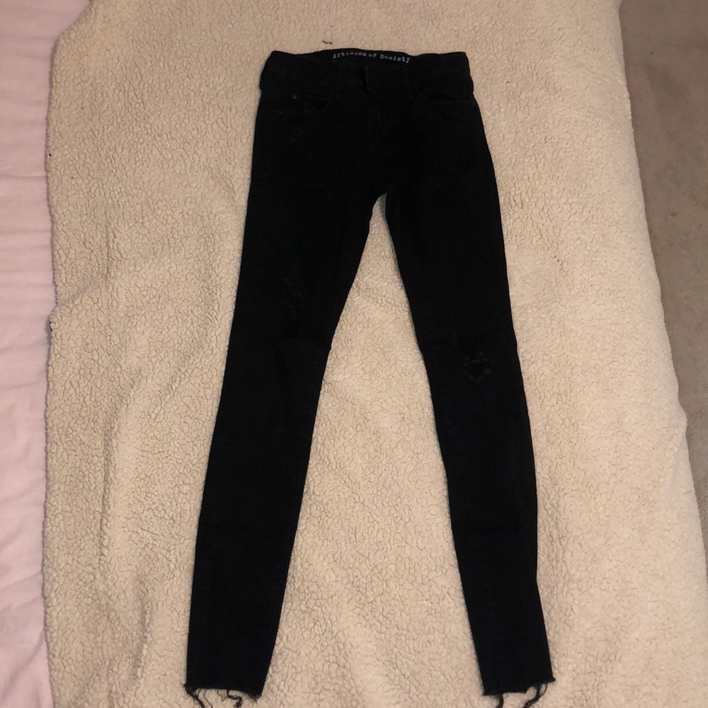 ARTICLES OF SOCIETY size 24 skinny jeans⭐️